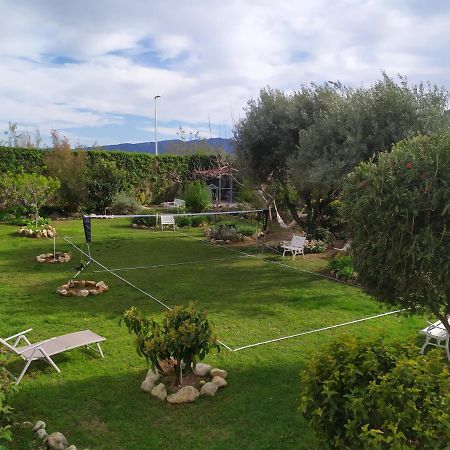 Hotel Berg & Zon Gandía Esterno foto
