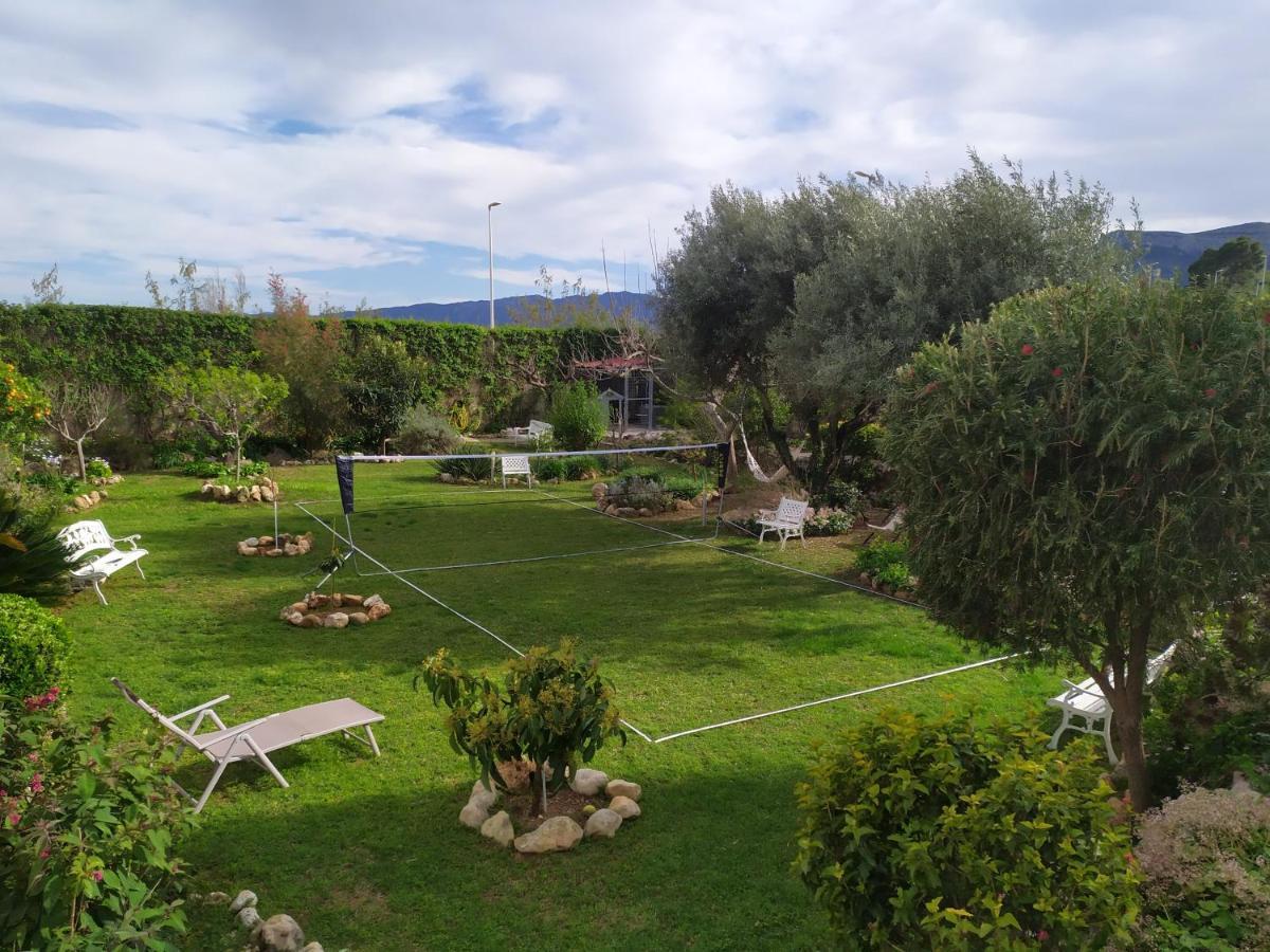 Hotel Berg & Zon Gandía Esterno foto